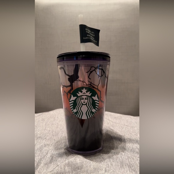 Starbucks grande cold cup glow in the dark - Picture 2 of 4